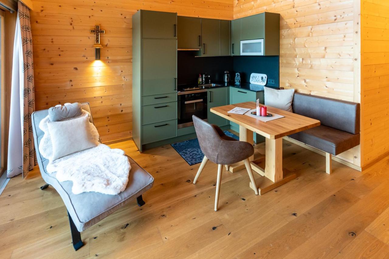 Madlhof Aparthotel *